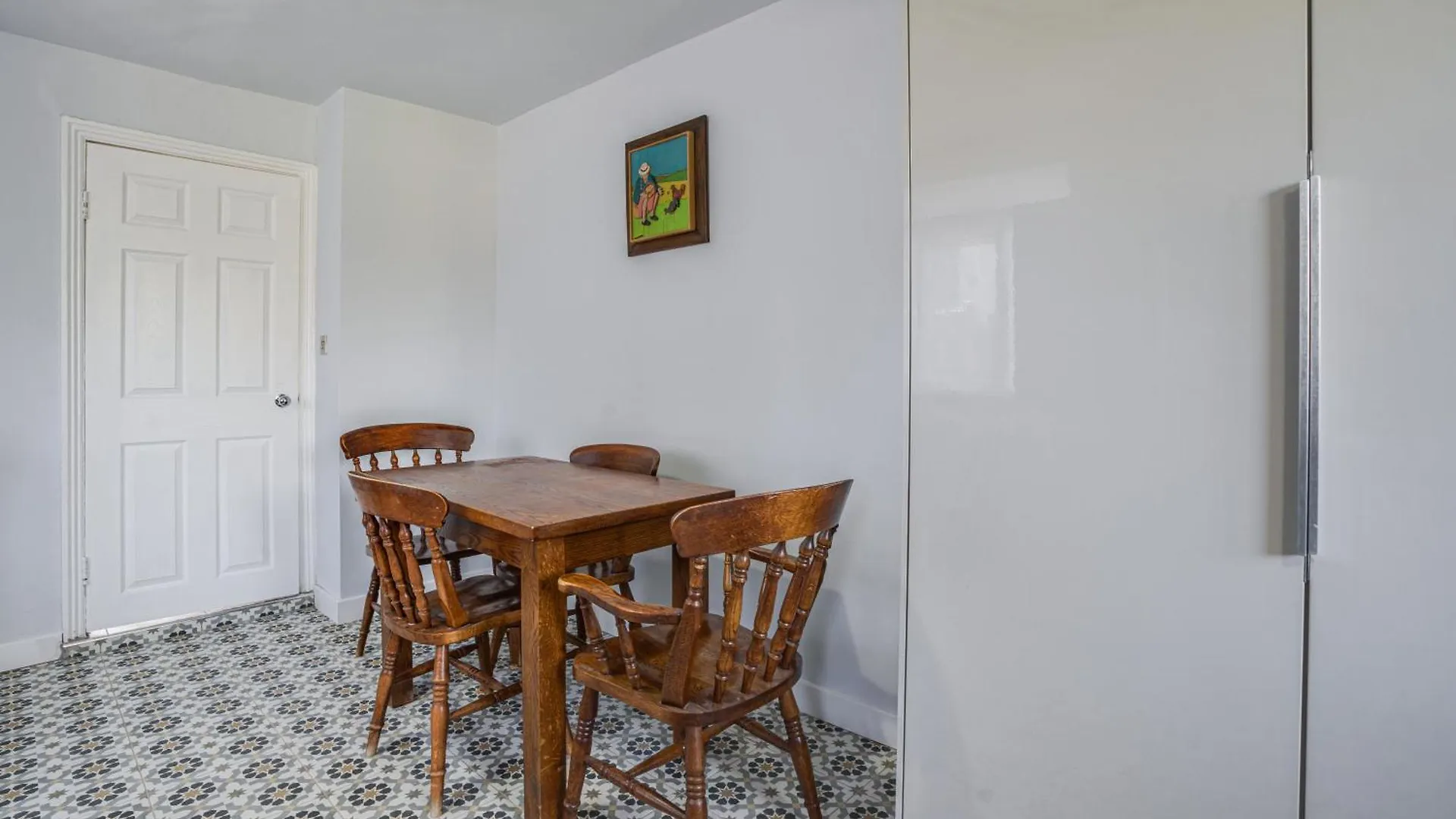 Holiday home Spacious 4Br Home Family & Corporate Stay London