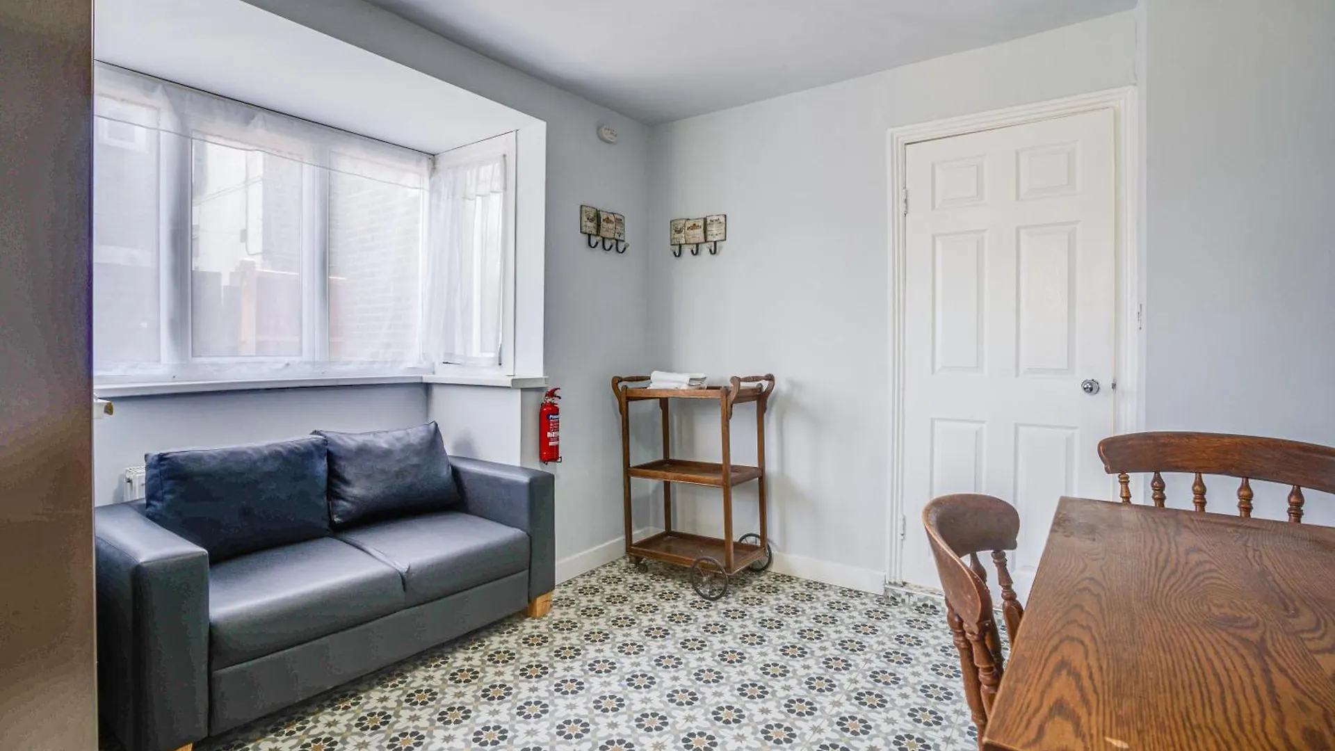 Spacious 4Br Home Family & Corporate Stay London 0*,  United Kingdom