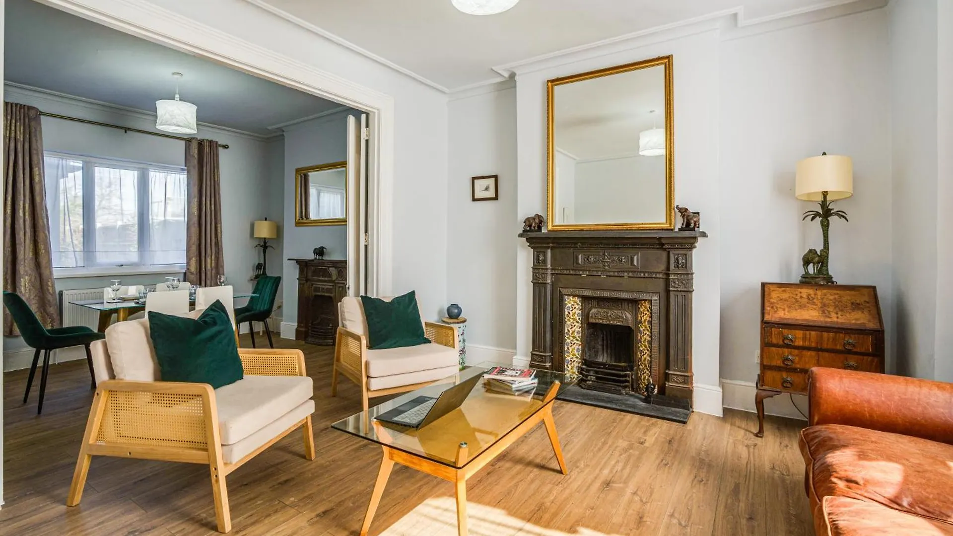 Spacious 4Br Home Family & Corporate Stay London